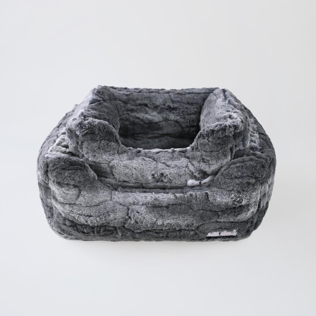 Hello Doggie Deluxe Dog Bed