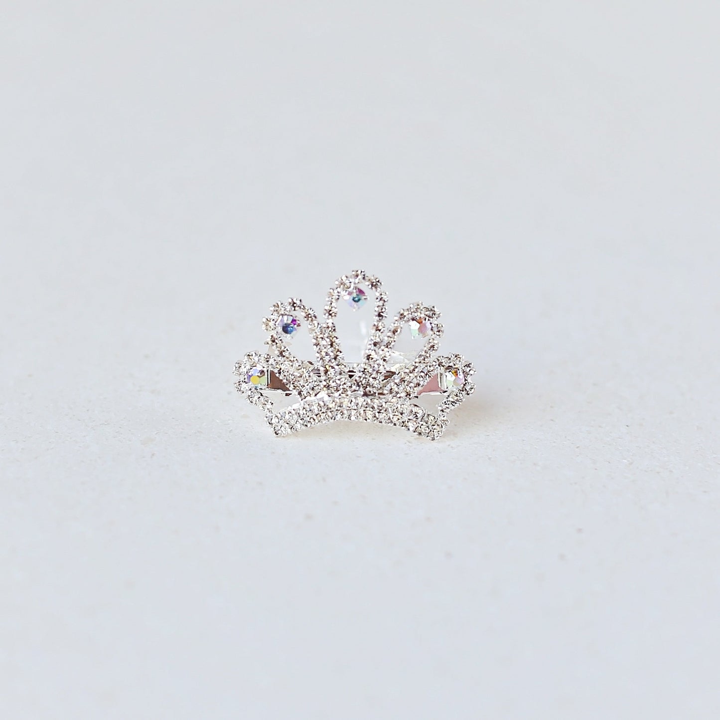 royal, crown, barrette, hair, dog, doggie, hello, puppy, long hair, accessories, dog accessories, pet, hair clip, clip, bow, bow tie, crystals, rhinestones, luxury, luxury pet products, pet products