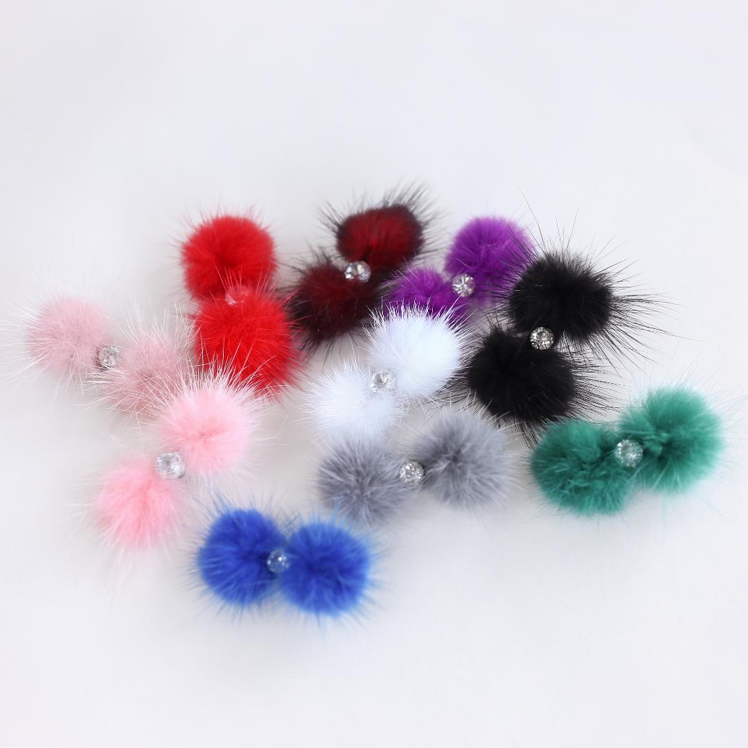 Pom Pom Bows